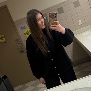 Meet your Posher, Taylor